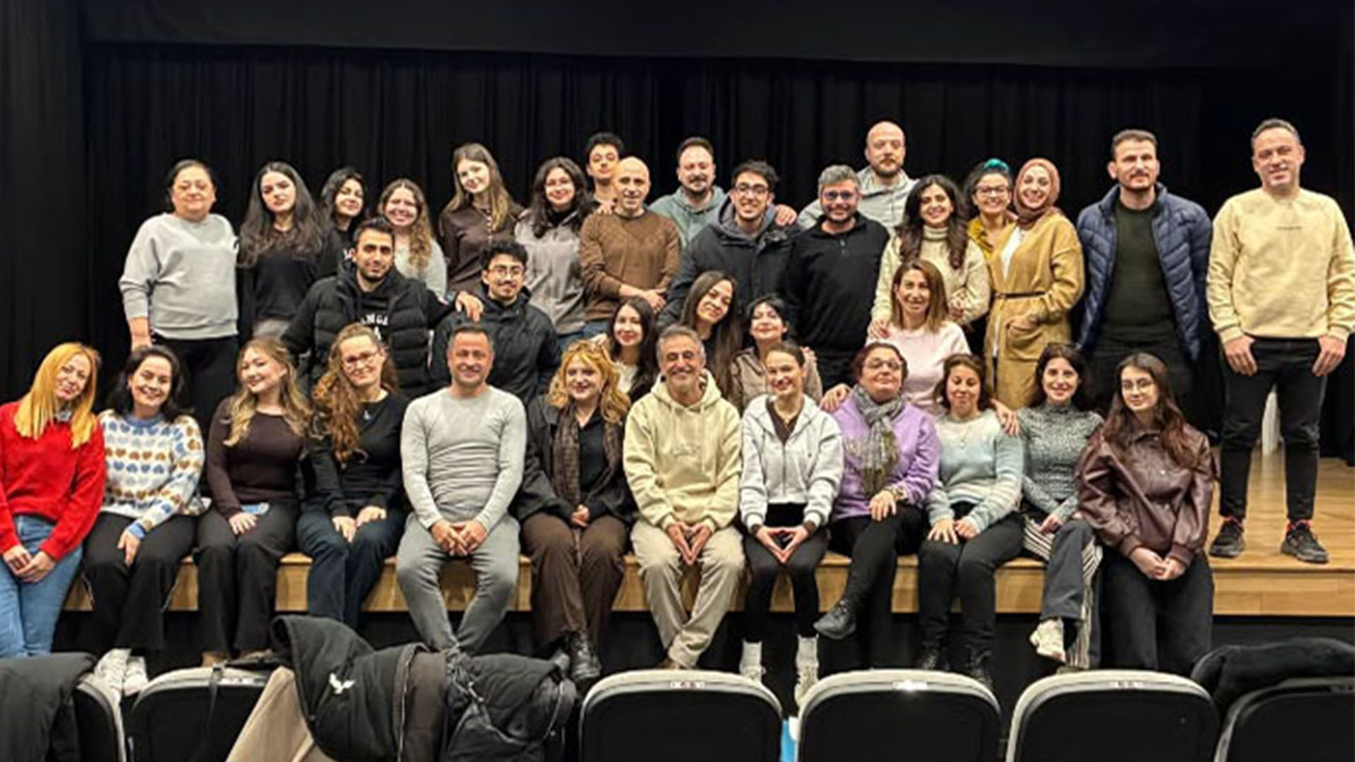 TİYATRO AKADEMİSİ SEZONA MERHABA PROGRAMI